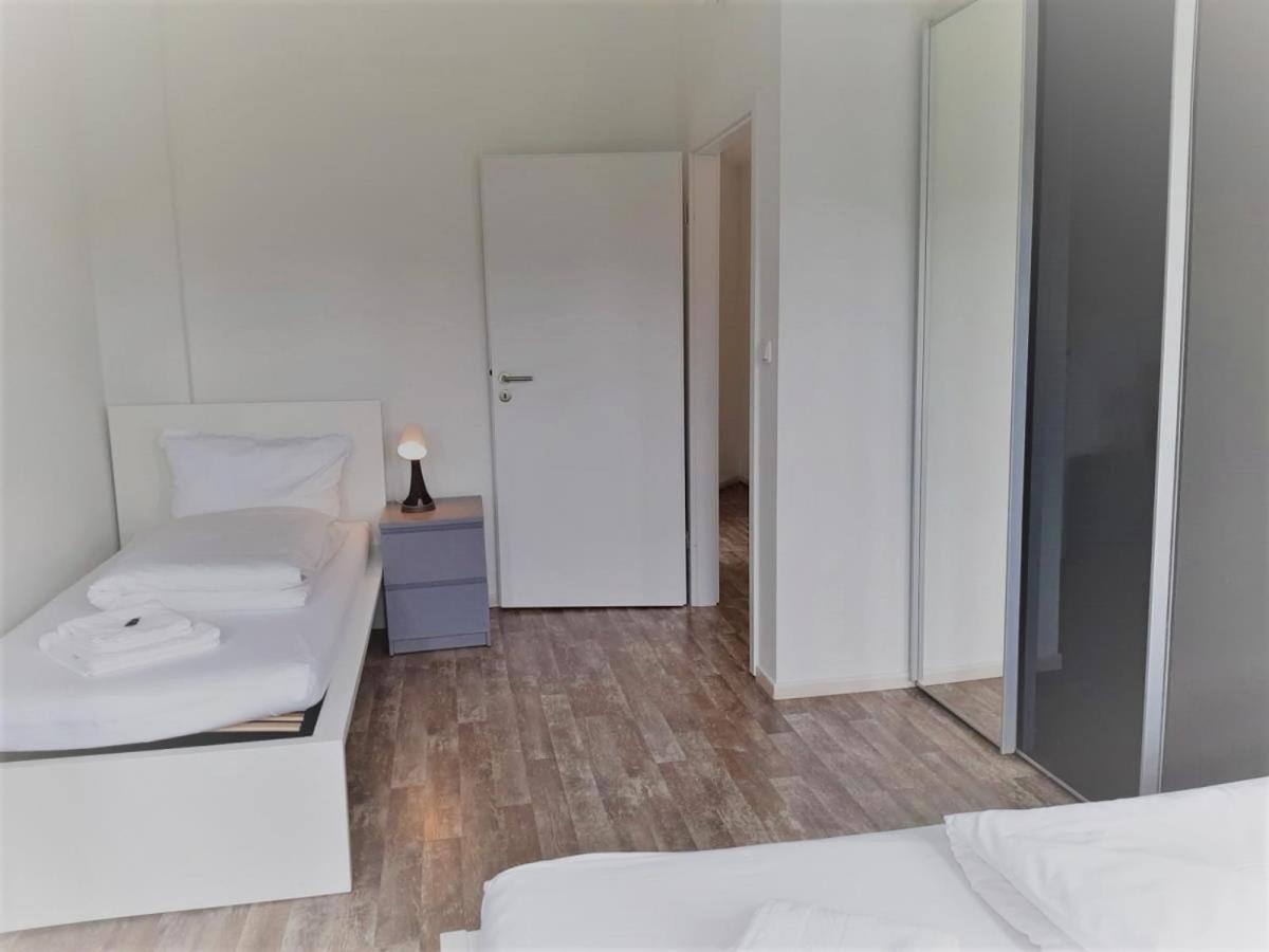 Mehrbett-Apartment 6 Citynah, Einfache Ausstattung Hamburg-Harburg Buitenkant foto