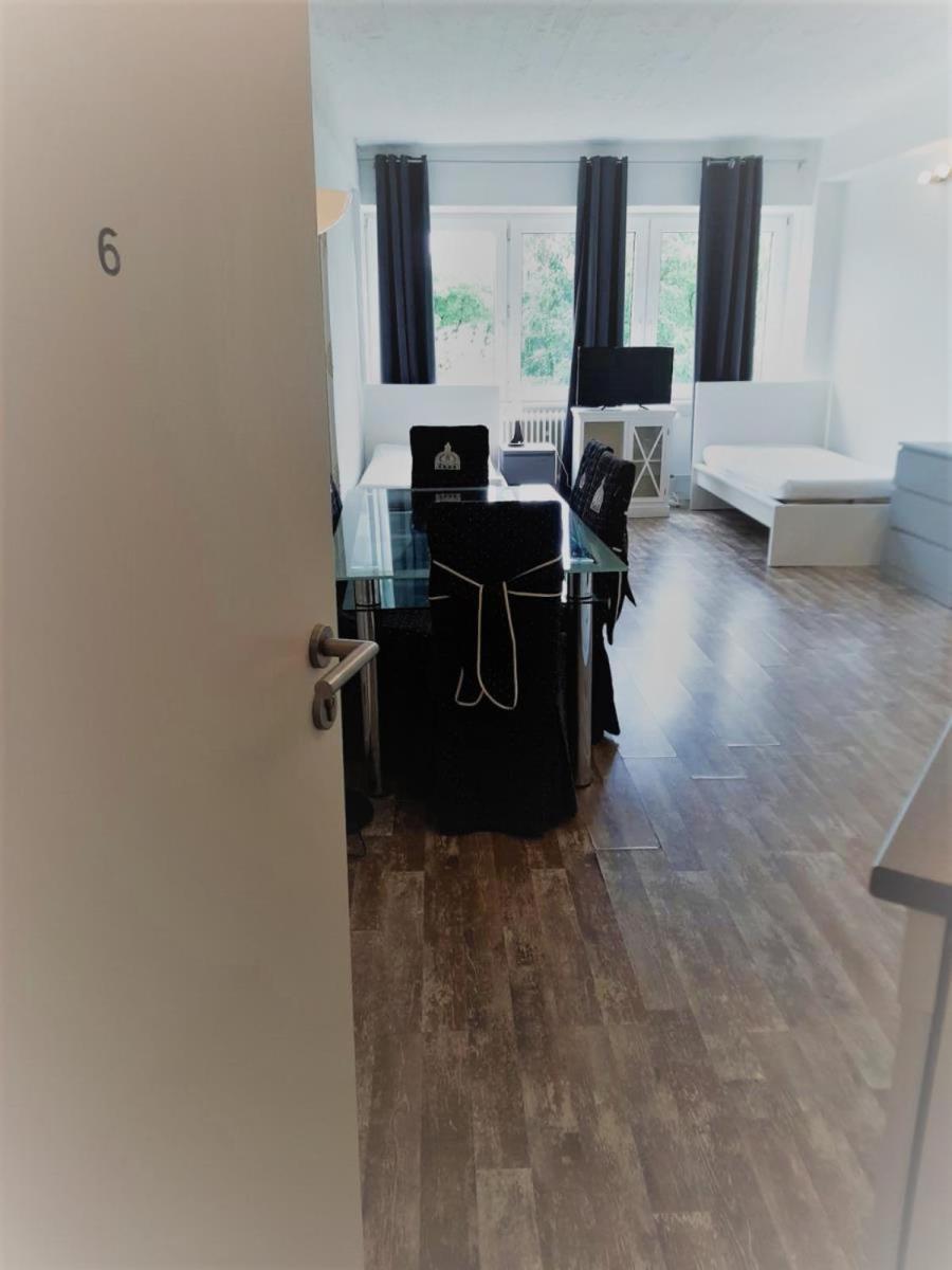 Mehrbett-Apartment 6 Citynah, Einfache Ausstattung Hamburg-Harburg Buitenkant foto