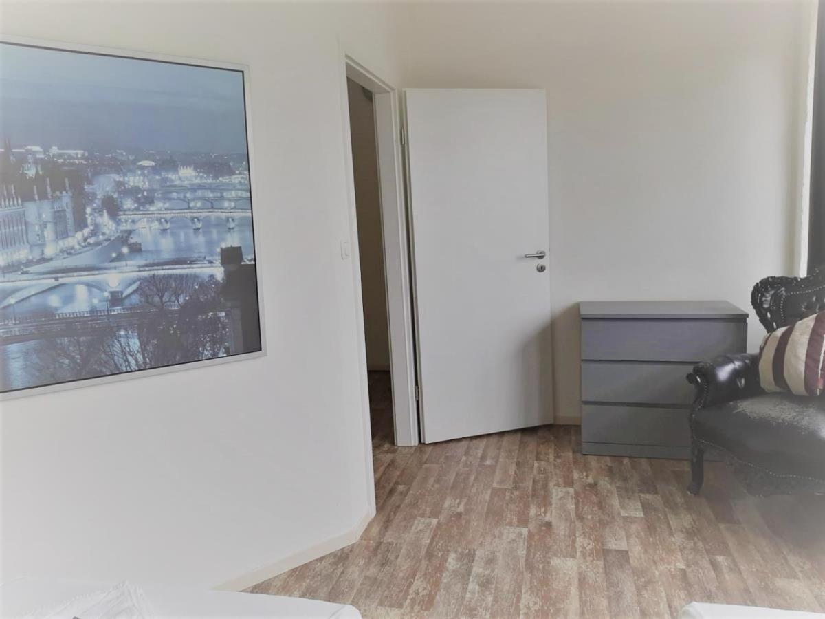 Mehrbett-Apartment 6 Citynah, Einfache Ausstattung Hamburg-Harburg Buitenkant foto
